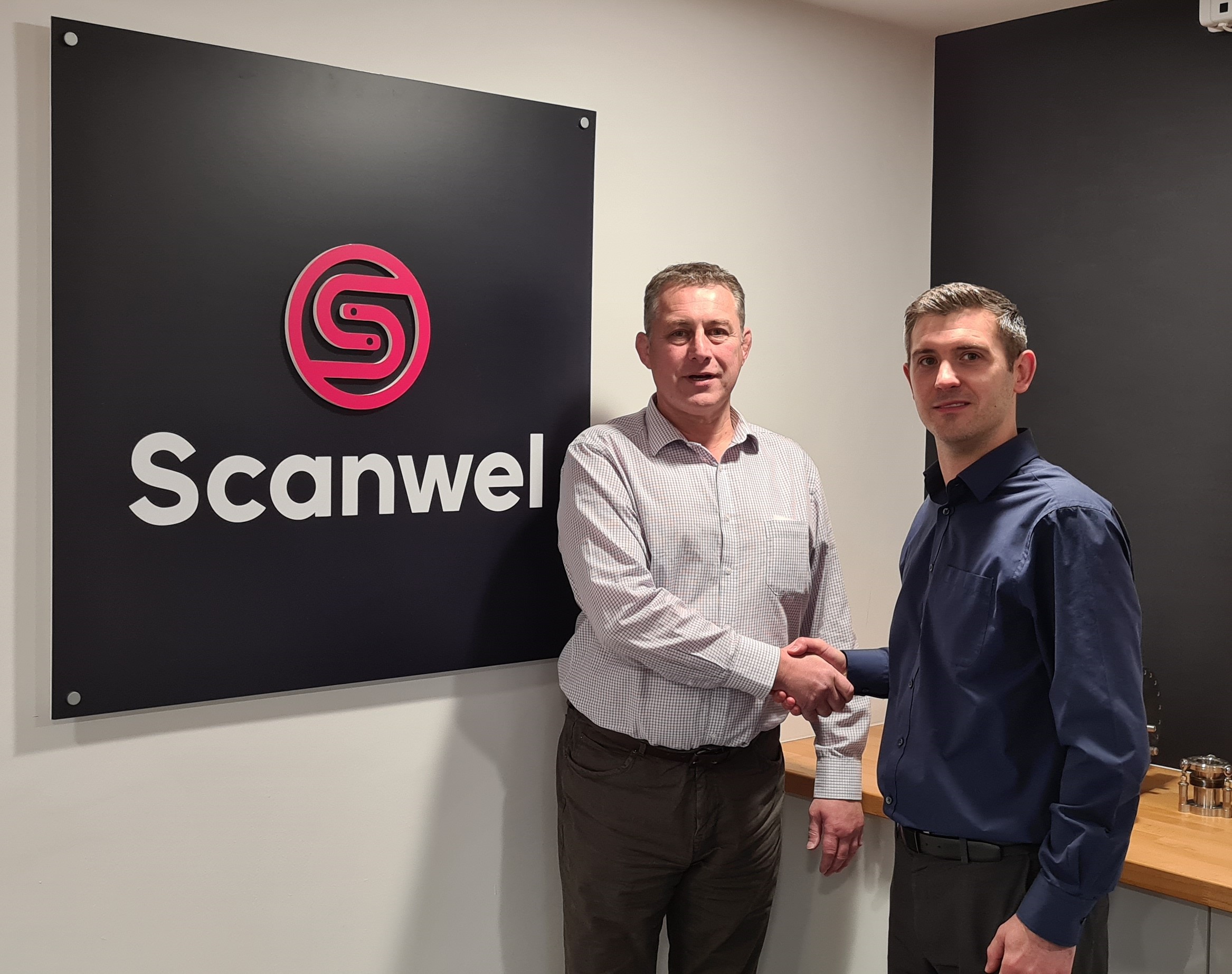 Scanwel - John Dunbar, Business Development Manager (left) and Alastair Crawford, Sales Manager (right)